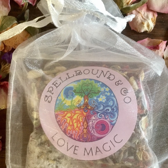 Spellbound Ritual Kit - Picture 5 of 7